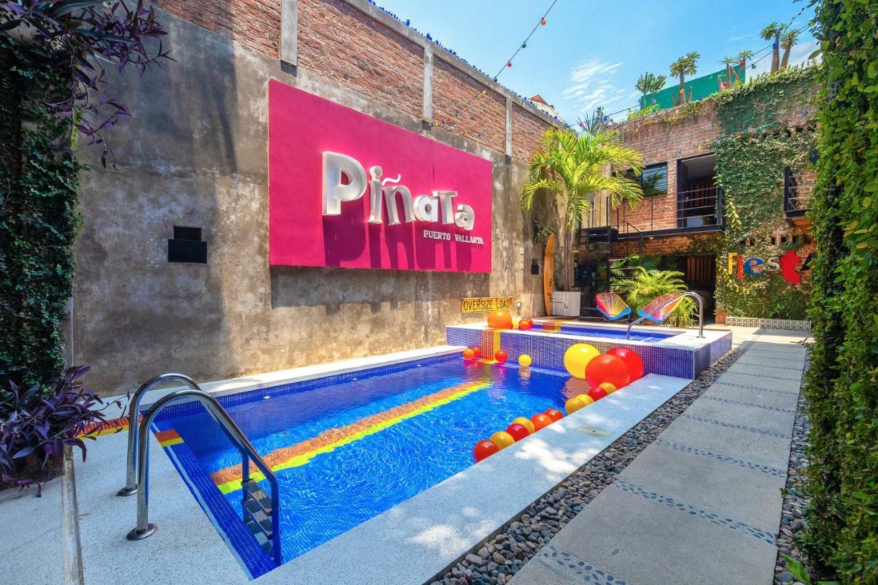 Pinata Pv Gay Hotel 푸에르토 발라타 외부 사진